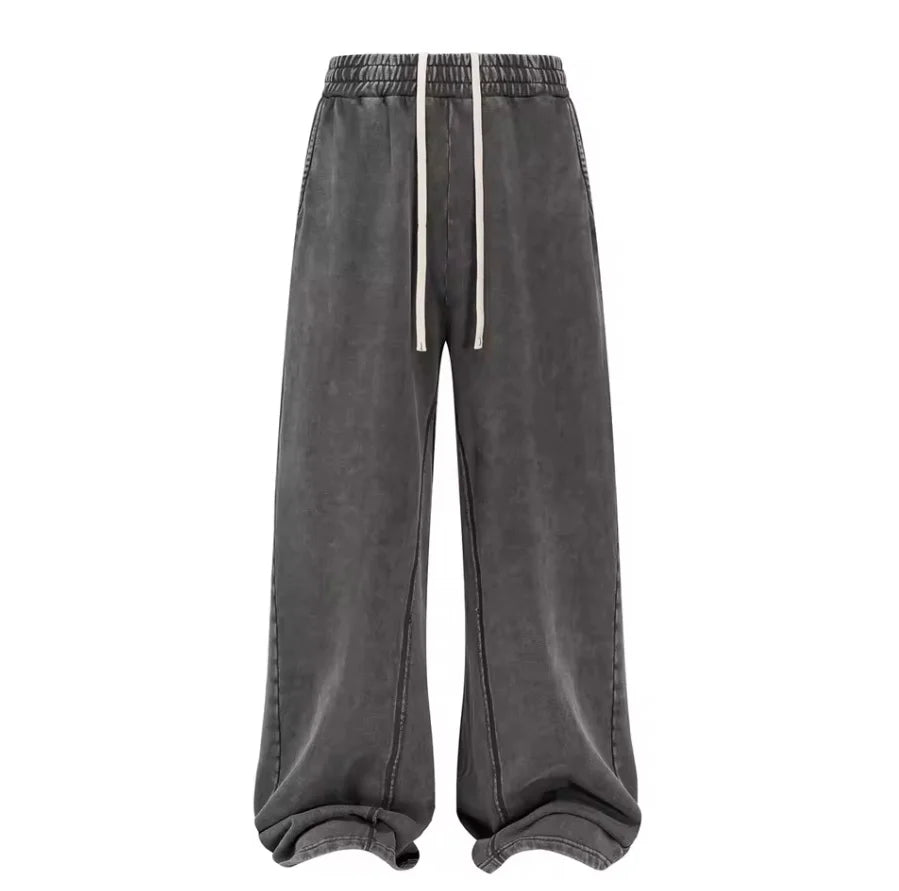 Jogginghose mit weitem Bein